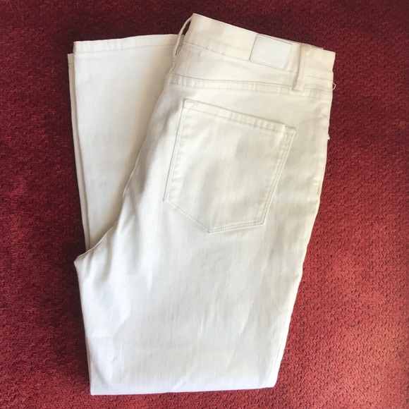 bdg white jeans